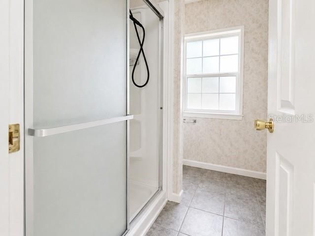 For Sale: $199,900 (3 beds, 2 baths, 2052 Square Feet)