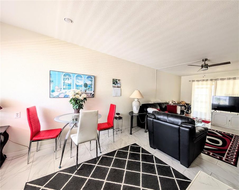En Venta: $99,000 (1 camas, 1 baños, 576 Pies cuadrados)
