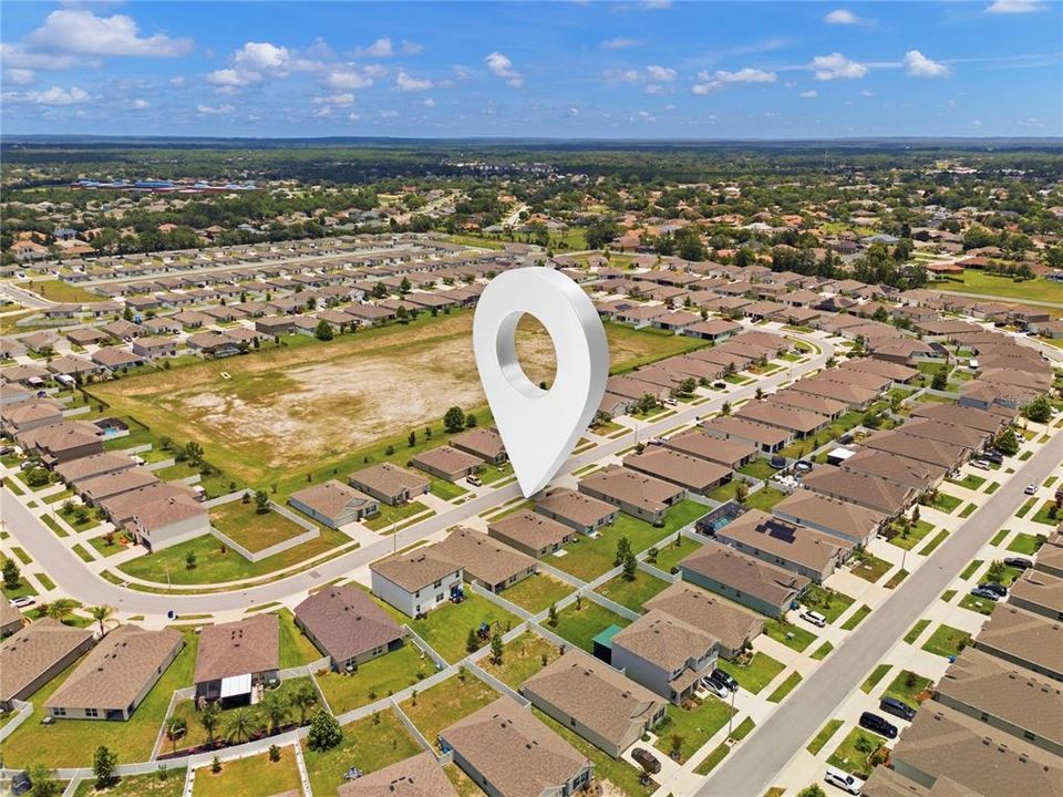 For Rent: $2,200 (3 beds, 2 baths, 1405 Square Feet)