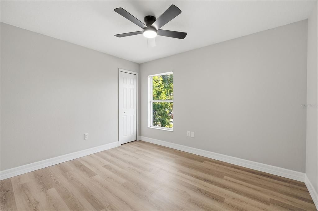 For Sale: $469,900 (4 beds, 3 baths, 1624 Square Feet)