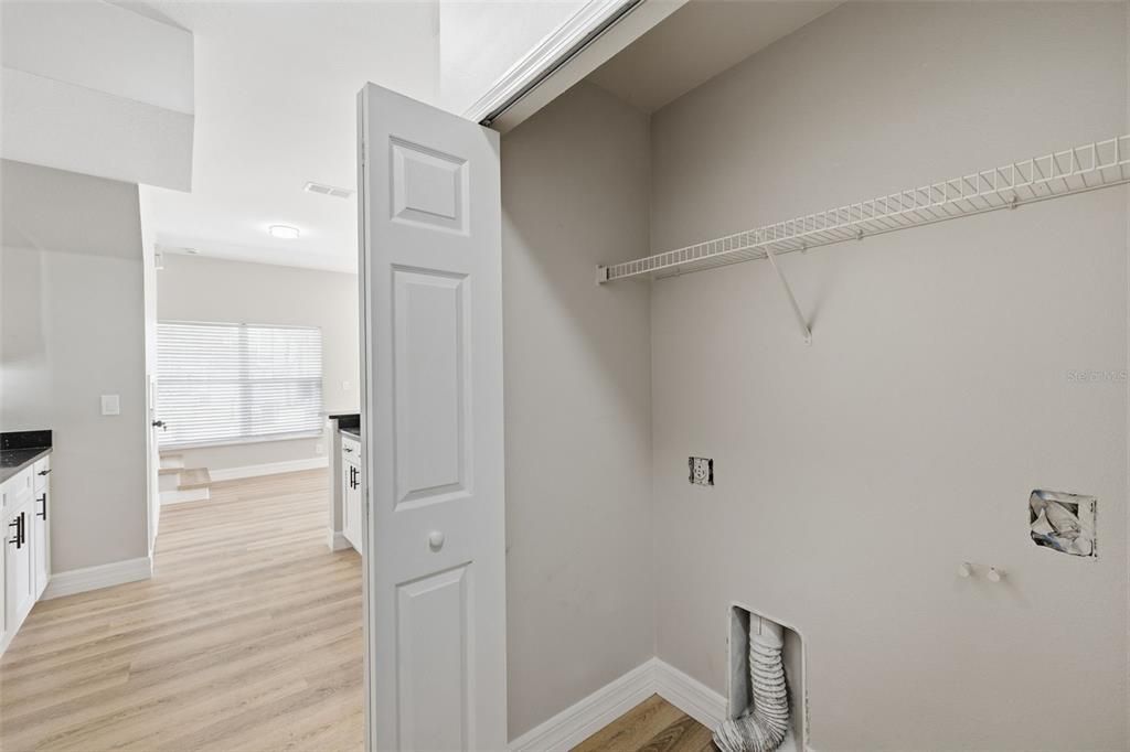 For Sale: $469,900 (4 beds, 3 baths, 1624 Square Feet)