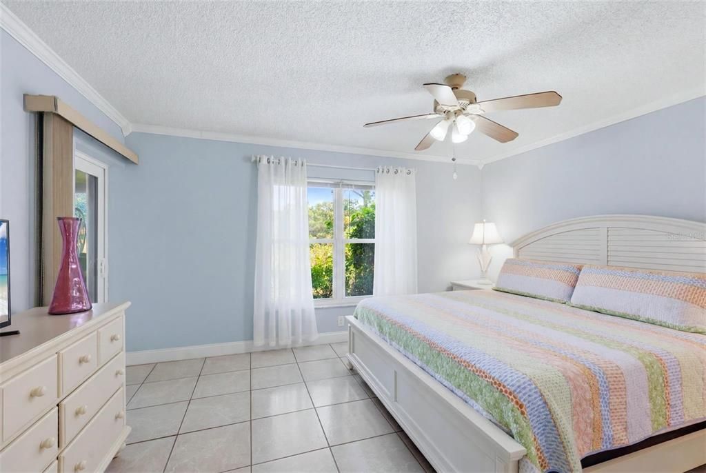 For Rent: $2,395 (2 beds, 2 baths, 1226 Square Feet)