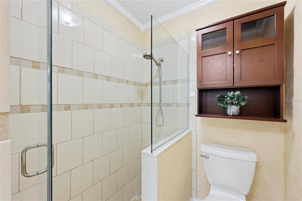 For Rent: $2,395 (2 beds, 2 baths, 1226 Square Feet)