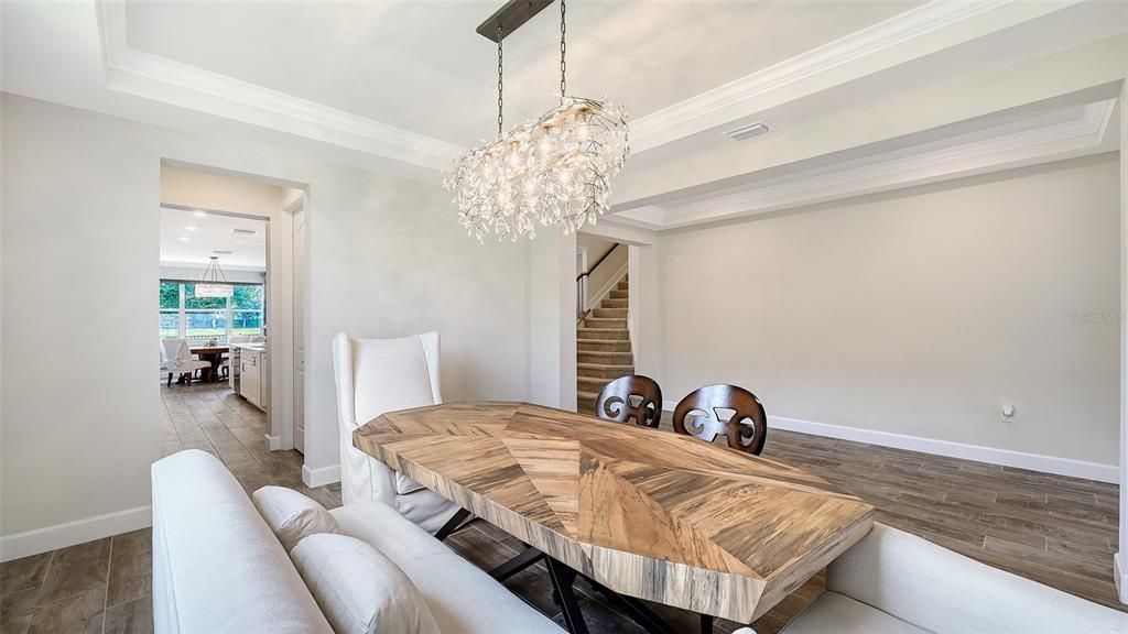 En Venta: $1,125,000 (4 camas, 3 baños, 4232 Pies cuadrados)