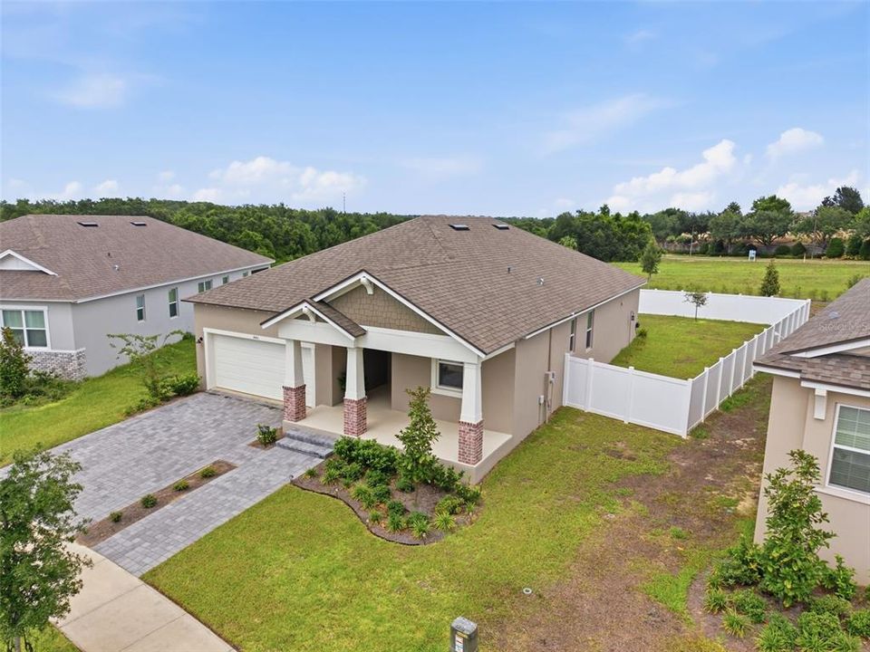For Sale: $460,000 (4 beds, 2 baths, 1873 Square Feet)