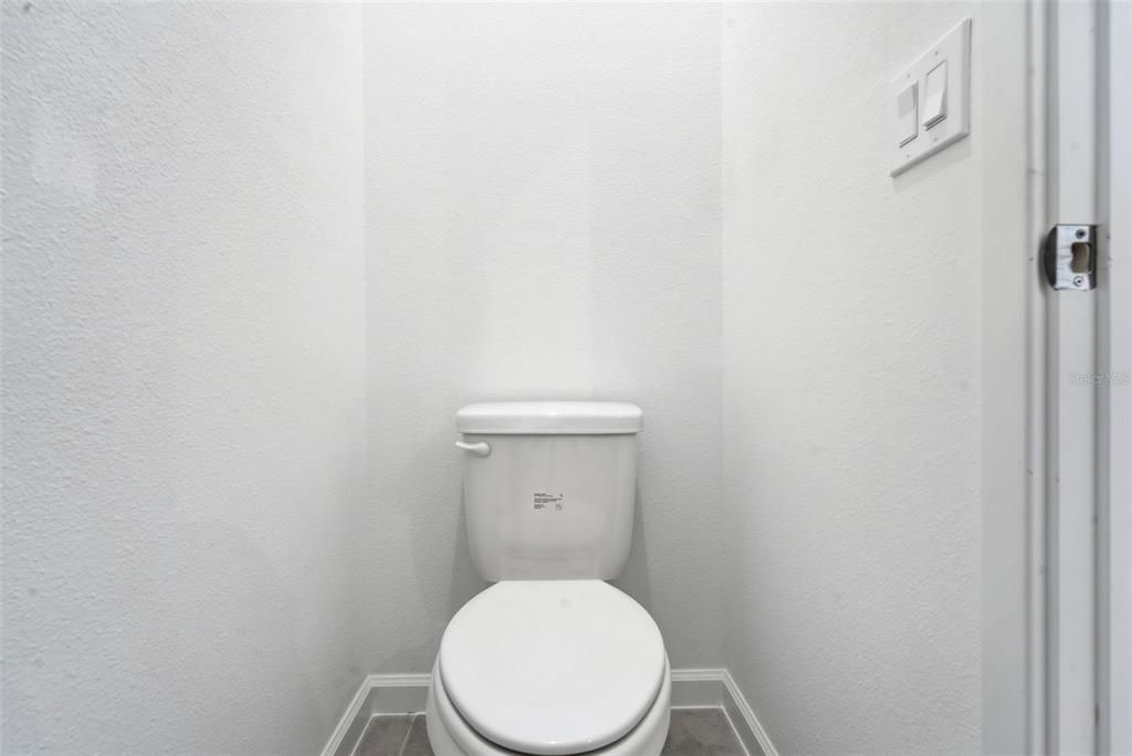 For Sale: $460,000 (4 beds, 2 baths, 1873 Square Feet)
