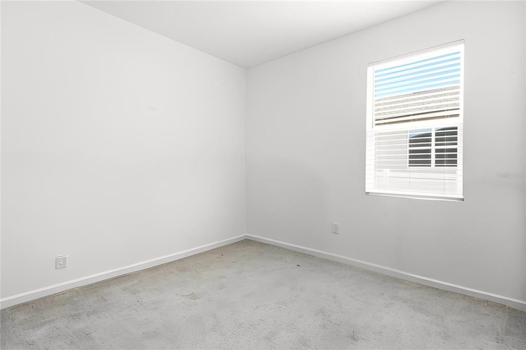 For Sale: $460,000 (4 beds, 2 baths, 1873 Square Feet)