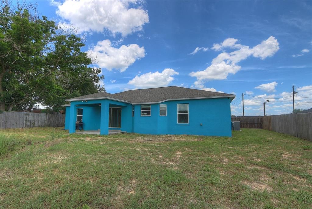 For Sale: $300,000 (4 beds, 2 baths, 1796 Square Feet)
