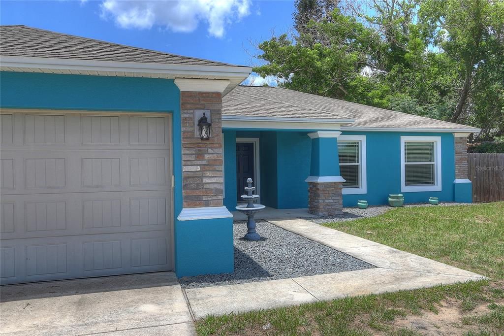 For Sale: $300,000 (4 beds, 2 baths, 1796 Square Feet)