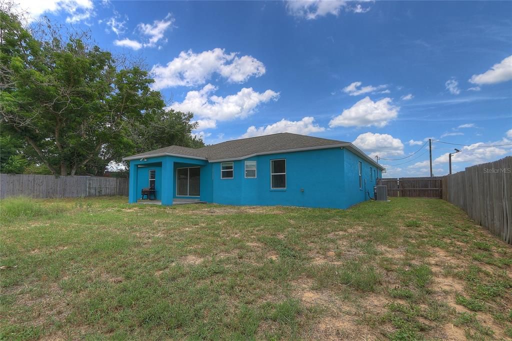 For Sale: $300,000 (4 beds, 2 baths, 1796 Square Feet)