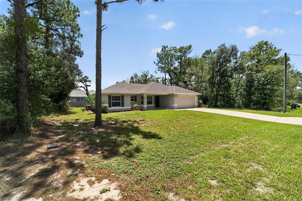 For Sale: $279,000 (3 beds, 2 baths, 1543 Square Feet)
