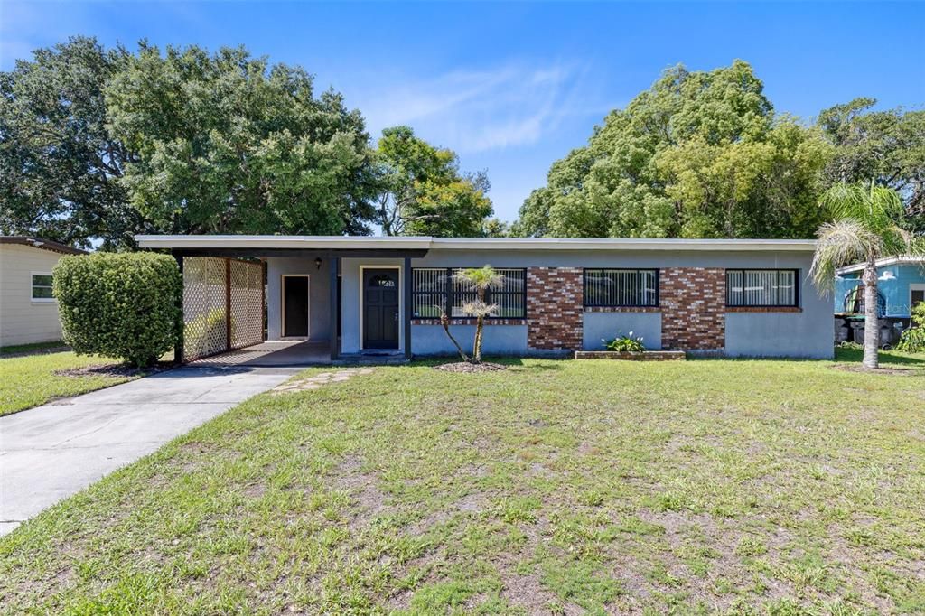 For Sale: $329,900 (3 beds, 1 baths, 1050 Square Feet)