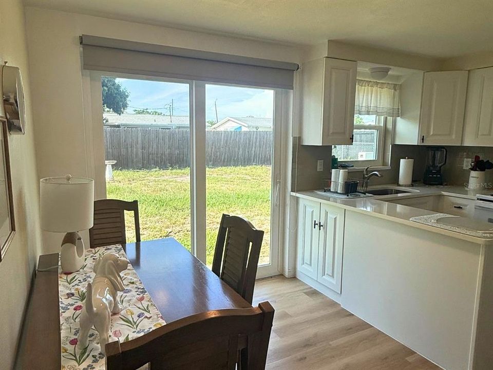 En Venta: $214,900 (2 camas, 1 baños, 816 Pies cuadrados)
