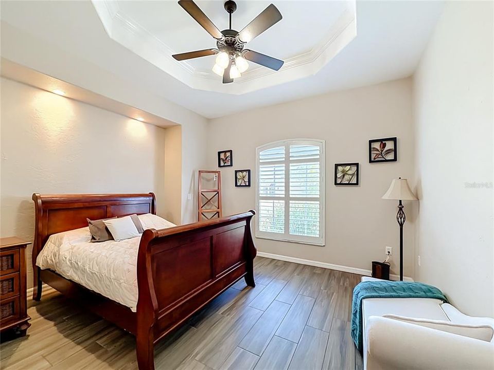 En Venta: $534,900 (3 camas, 3 baños, 2264 Pies cuadrados)