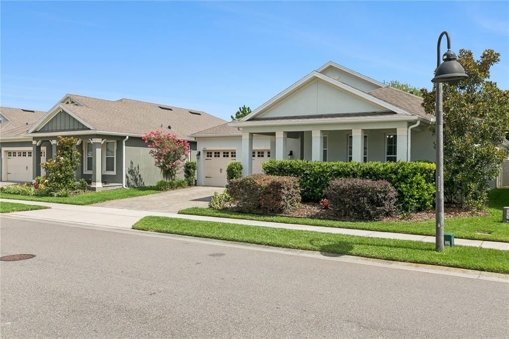 For Sale: $715,000 (4 beds, 3 baths, 2758 Square Feet)
