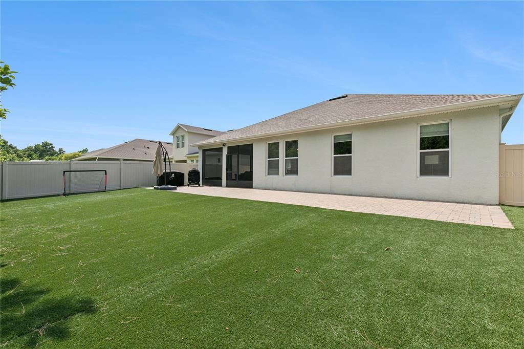 For Sale: $715,000 (4 beds, 3 baths, 2758 Square Feet)