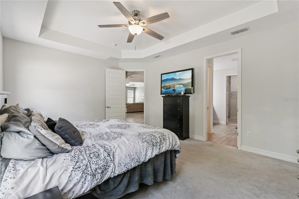 For Sale: $715,000 (4 beds, 3 baths, 2758 Square Feet)