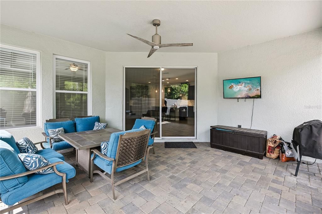 For Sale: $715,000 (4 beds, 3 baths, 2758 Square Feet)