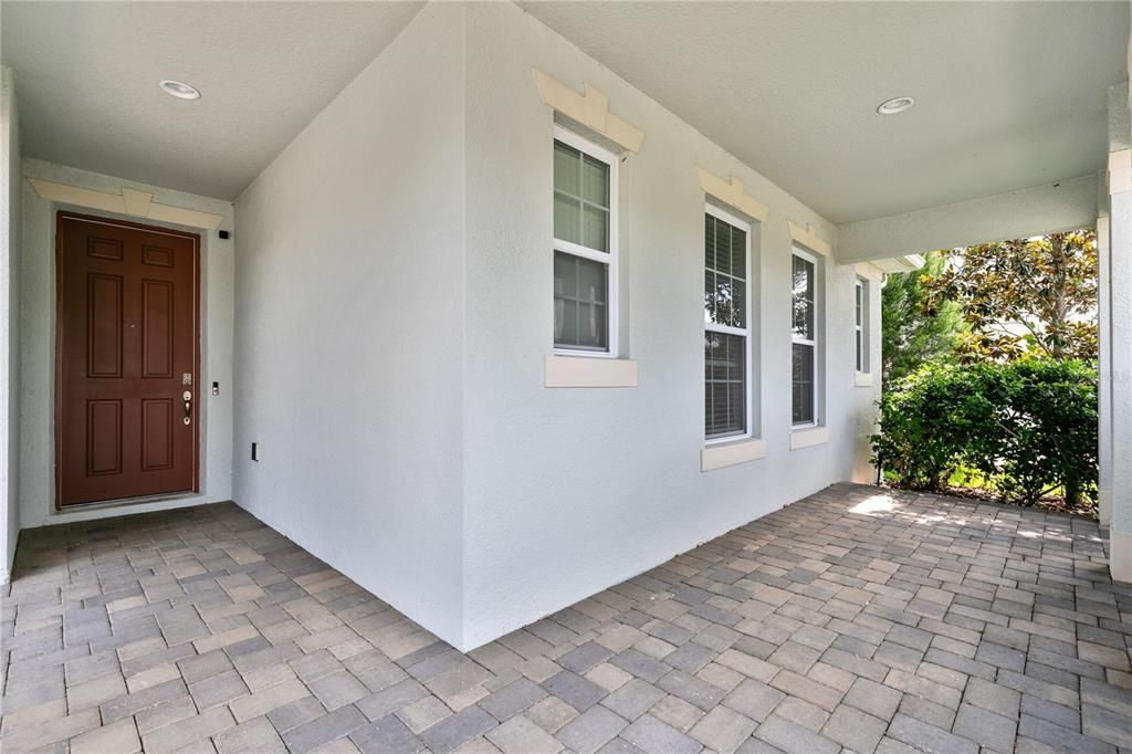 For Sale: $715,000 (4 beds, 3 baths, 2758 Square Feet)