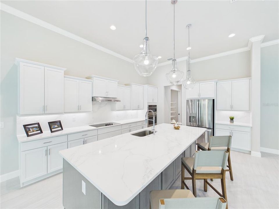 For Sale: $799,900 (3 beds, 3 baths, 2543 Square Feet)