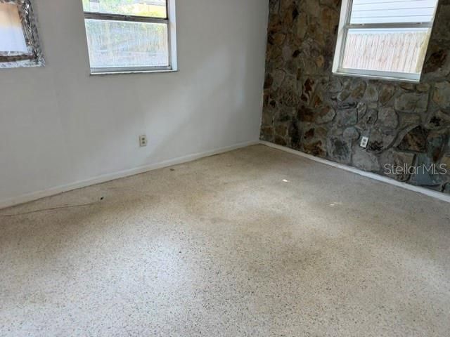 En Venta: $219,900 (3 camas, 1 baños, 1016 Pies cuadrados)