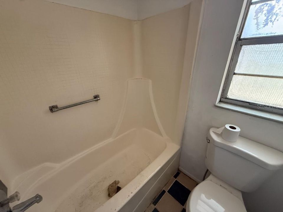En Venta: $219,900 (3 camas, 1 baños, 1016 Pies cuadrados)