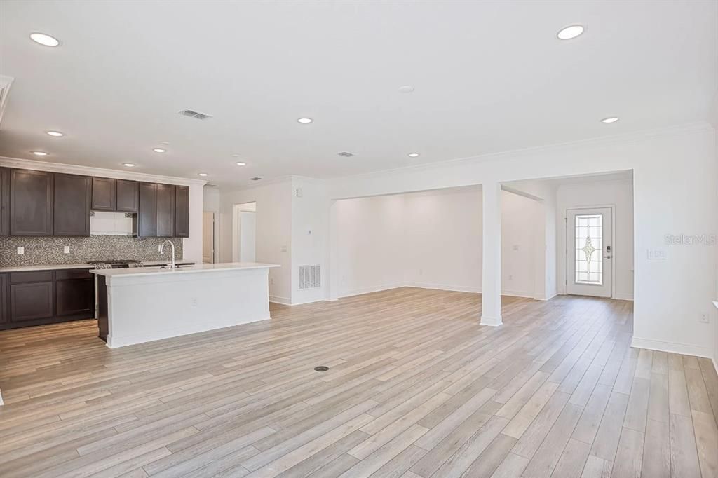 For Sale: $405,990 (3 beds, 2 baths, 1876 Square Feet)
