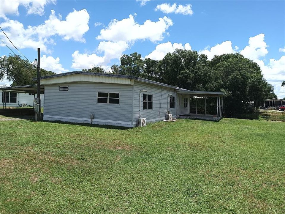 For Rent: $1,800 (3 beds, 2 baths, 1104 Square Feet)