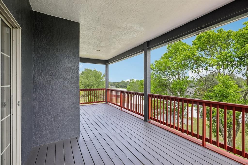 For Sale: $405,000 (3 beds, 3 baths, 2421 Square Feet)