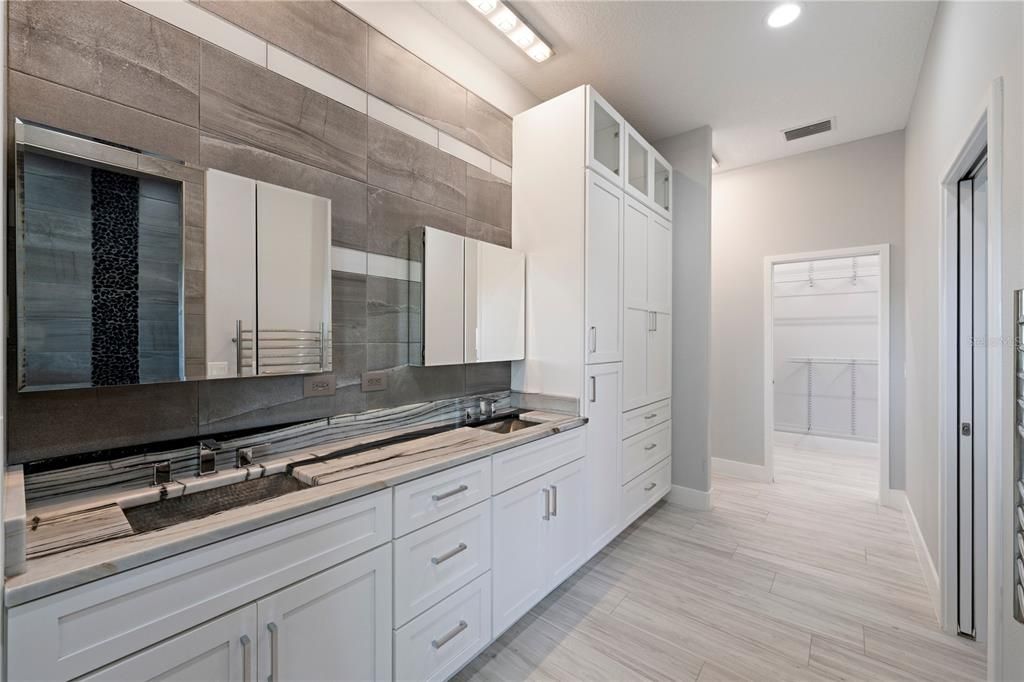 For Sale: $1,449,900 (4 beds, 3 baths, 3213 Square Feet)