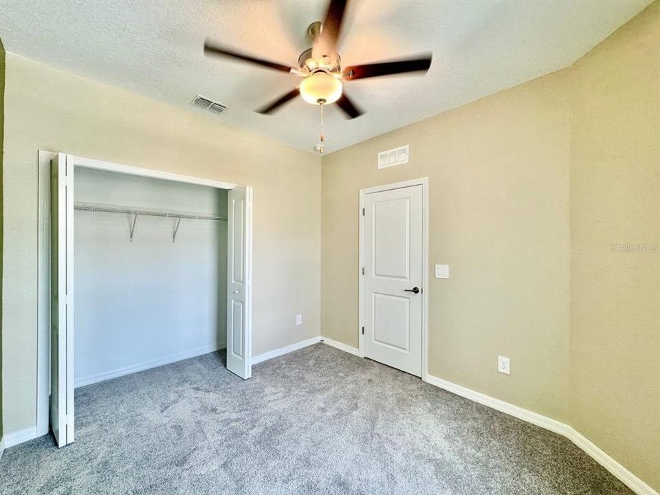 For Rent: $2,300 (3 beds, 2 baths, 1809 Square Feet)
