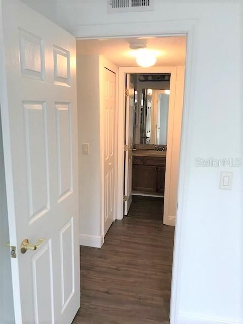 В аренду: $1,600 (1 спален, 1 ванн, 738 Квадратных фут)