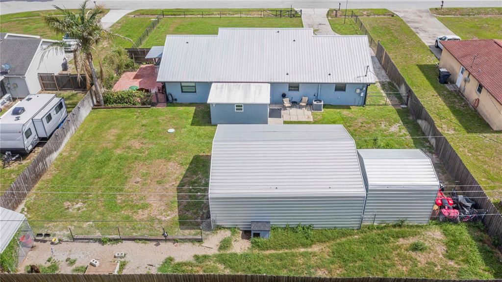 En Venta: $384,900 (4 camas, 2 baños, 1896 Pies cuadrados)