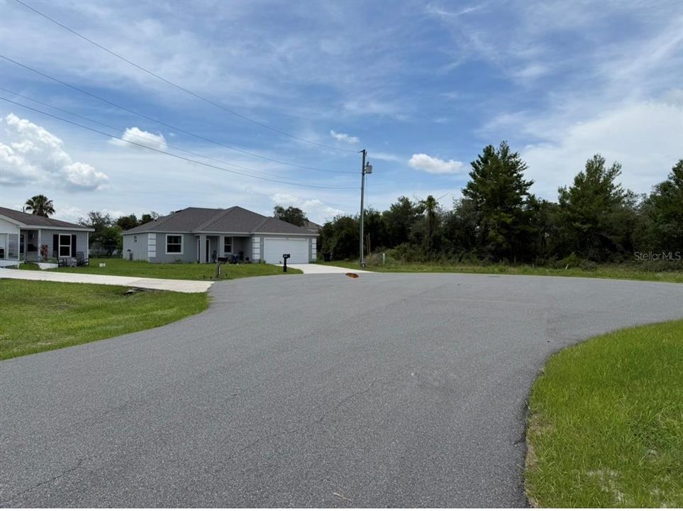 На продажу: $54,900 (0.22 acres)