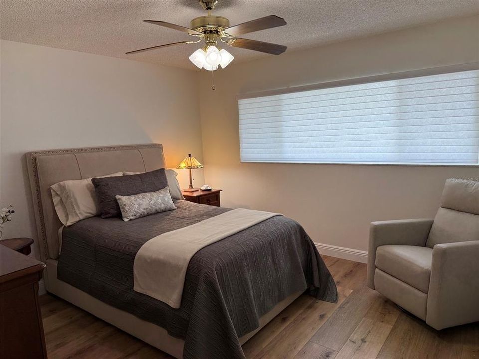 For Sale: $229,000 (2 beds, 2 baths, 1400 Square Feet)