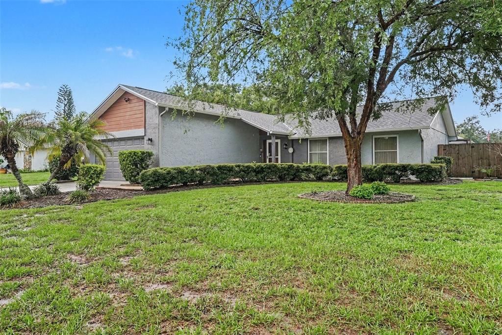 For Sale: $399,900 (3 beds, 2 baths, 1543 Square Feet)