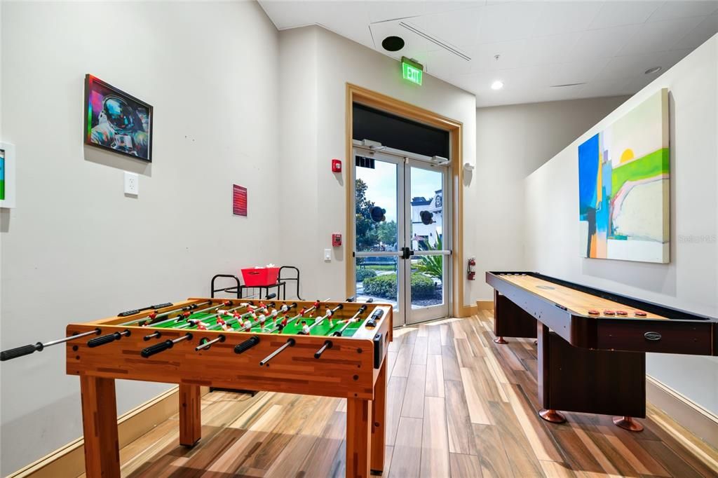 For Sale: $299,900 (3 beds, 2 baths, 1682 Square Feet)