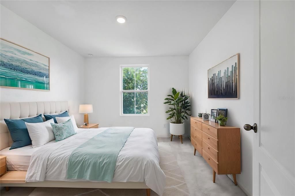 For Sale: $299,900 (3 beds, 2 baths, 1682 Square Feet)