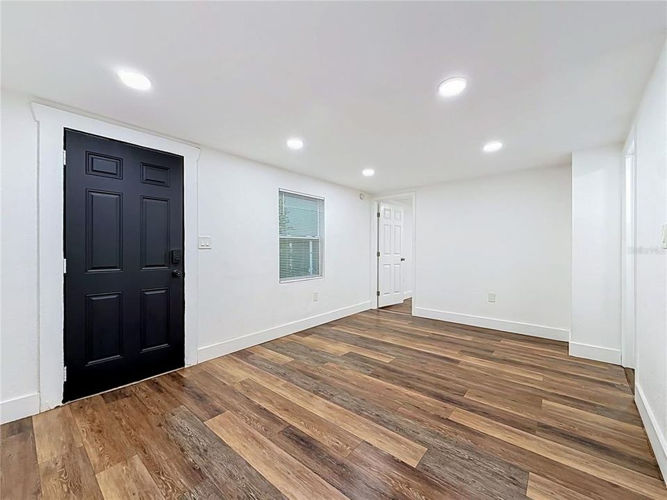 For Sale: $389,000 (2 beds, 0 baths, 1040 Square Feet)