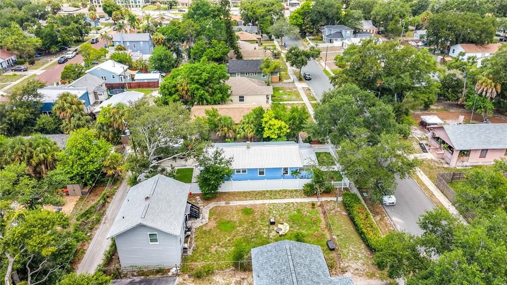 For Sale: $389,000 (2 beds, 0 baths, 1040 Square Feet)