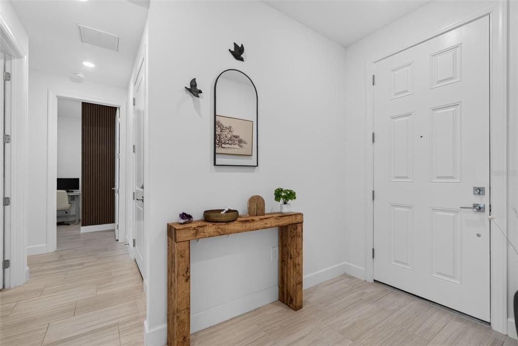 En Venta: $675,000 (3 camas, 2 baños, 2201 Pies cuadrados)