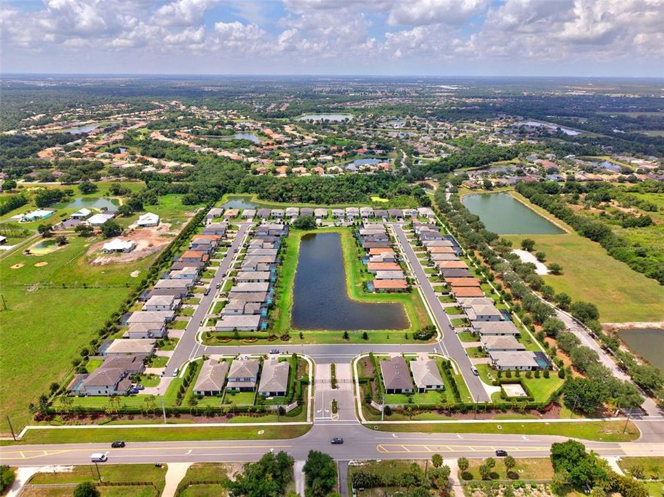 En Venta: $675,000 (3 camas, 2 baños, 2201 Pies cuadrados)