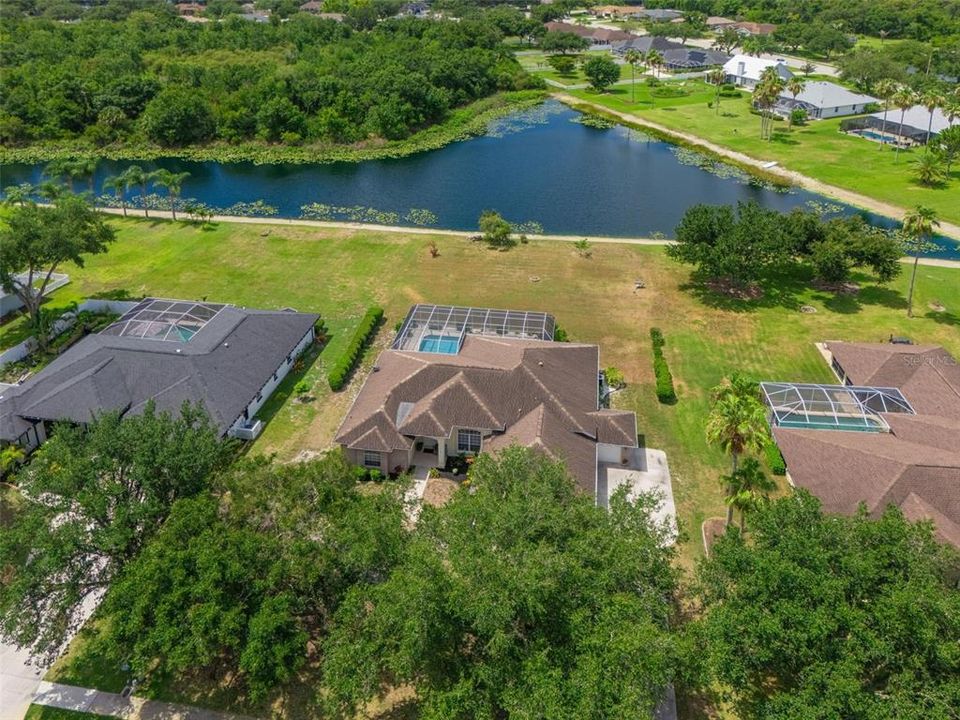 For Sale: $610,000 (4 beds, 3 baths, 2303 Square Feet)