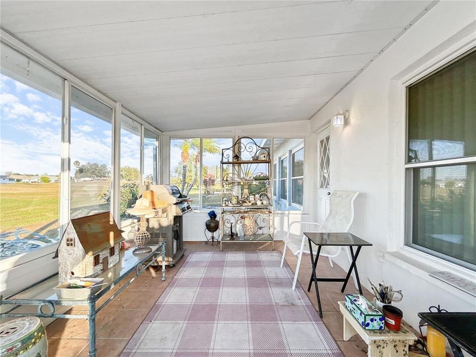 For Sale: $249,000 (2 beds, 2 baths, 1750 Square Feet)