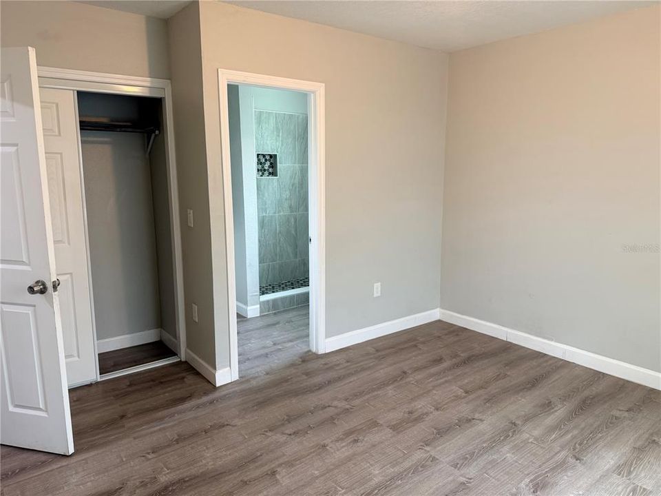 For Sale: $285,000 (3 beds, 2 baths, 1405 Square Feet)
