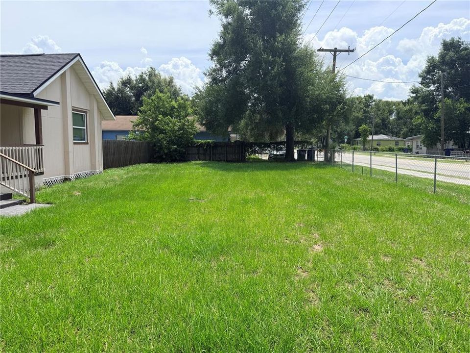 For Sale: $285,000 (3 beds, 2 baths, 1405 Square Feet)
