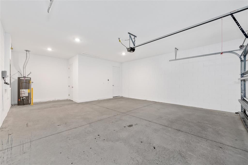 En Renta: $2,800 (3 camas, 3 baños, 2536 Pies cuadrados)