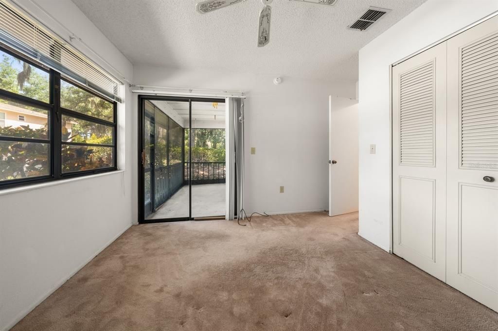En Venta: $250,000 (3 camas, 2 baños, 1298 Pies cuadrados)