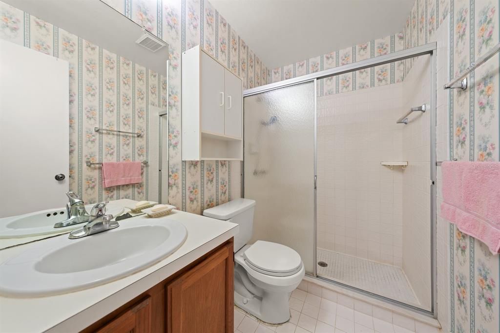 En Venta: $250,000 (3 camas, 2 baños, 1298 Pies cuadrados)