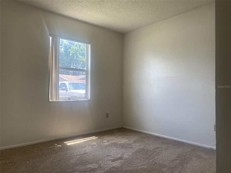 For Sale: $169,900 (2 beds, 2 baths, 875 Square Feet)